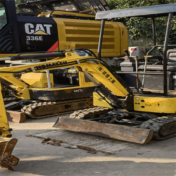 Gotowy do pracy i doświadczony używany japoński komatsu PC 15 MR w dobrym stanie