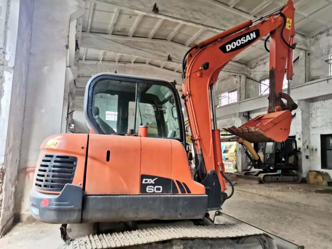 6 ton gotowe do pracy i doświadczone używane Korea importowane DOOSAN DX60 w dobrym stanie
