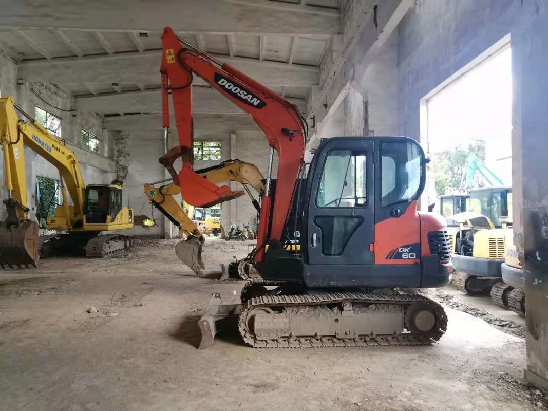 6 ton gotowe do pracy i doświadczone używane Korea importowane DOOSAN DX60 w dobrym stanie