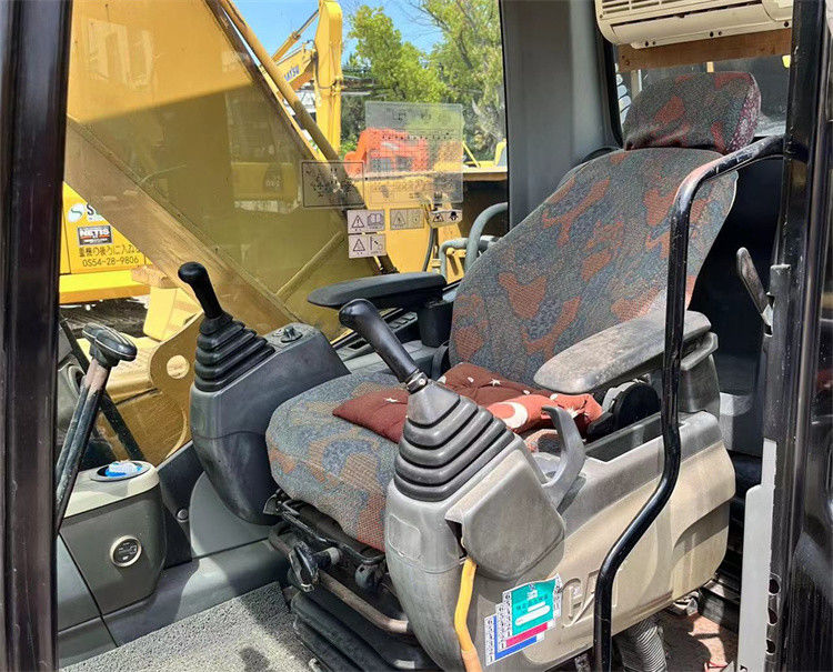 23tony gotowe do pracy i doświadczone używane Japan Caterpillar 323 D w dobrym stanie