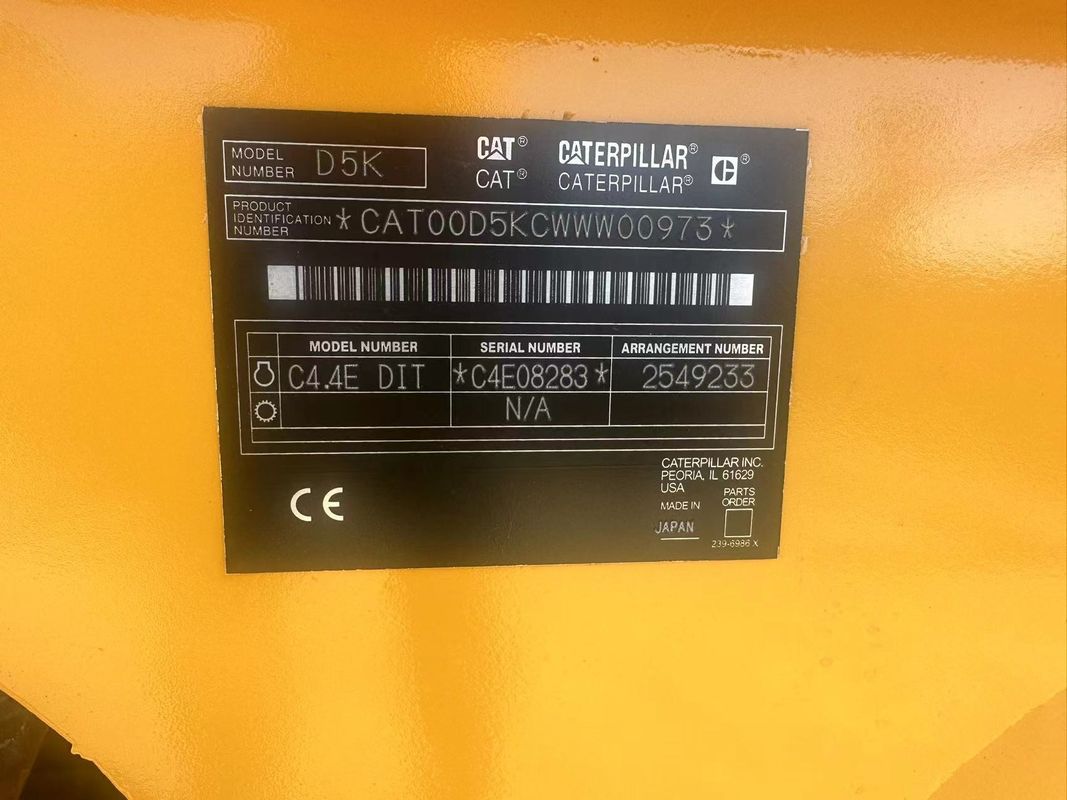Cat Caterpillar D5k Lgp Cat D5k Dozer Frontowy ostrze szerokość 4,262m Dozer używany