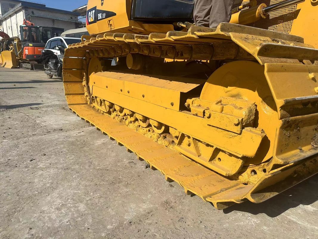 Cat Caterpillar D5k Lgp Cat D5k Dozer Frontowy ostrze szerokość 4,262m Dozer używany