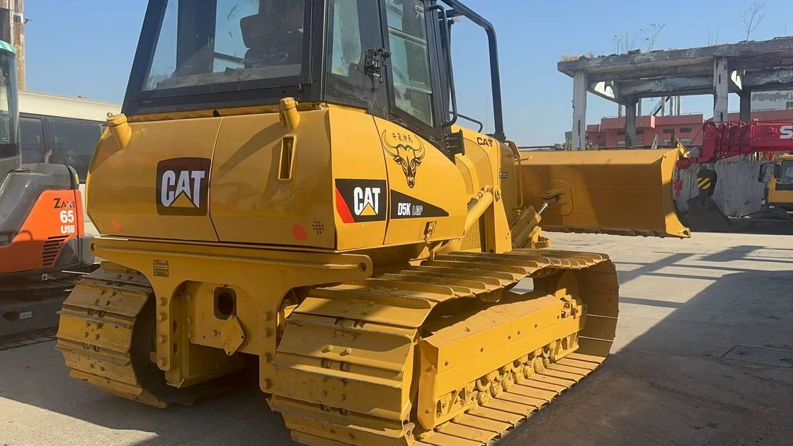 Cat Caterpillar D5k Lgp Cat D5k Dozer Frontowy ostrze szerokość 4,262m Dozer używany