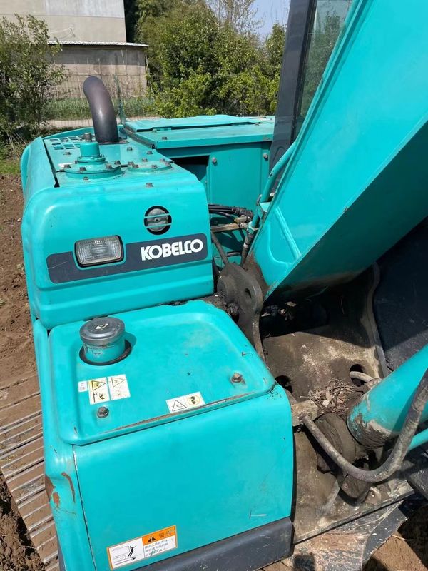 używany mini grabarz KOBELCO SK75-8 Maszyna grabarska Używany silnik Moc 42kW