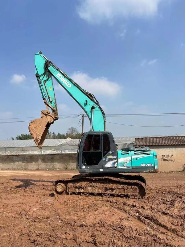 Odzyskane koparki Kobelco Sk200 8 Super X Yn12 Waga 21,8t Moc silnika 118kW