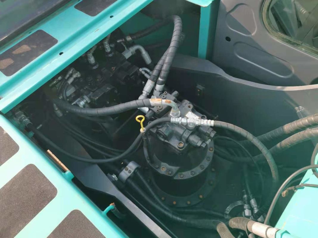 Odzyskane koparki Kobelco Sk200 8 Super X Yn12 Waga 21,8t Moc silnika 118kW