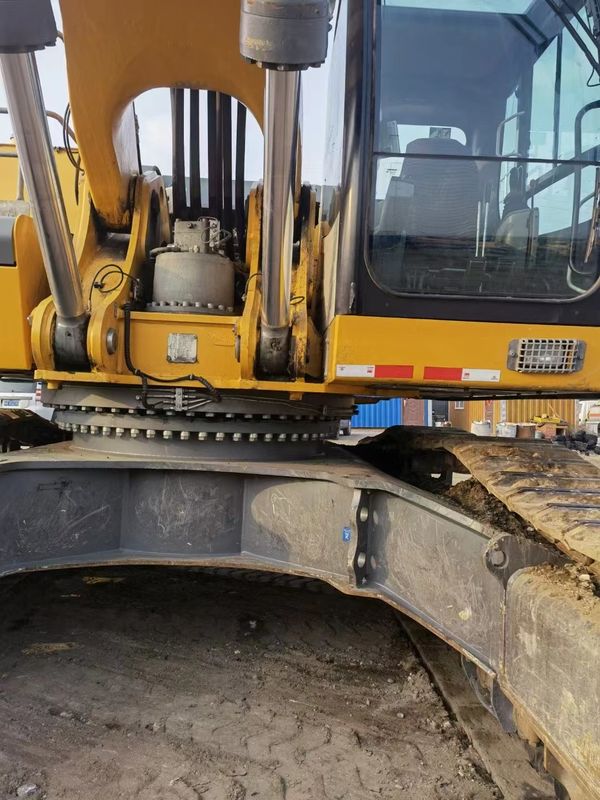 Używany Liebherr R966, gotowy do pracy i doświadczony niemiecki importowany w dobrym stanie.