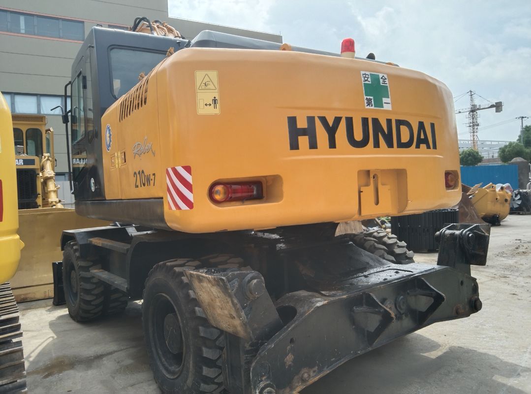 21.2 ton Hyundai 210W-7 używany kołowy grabarz Wiadro pojemność 1,34m3