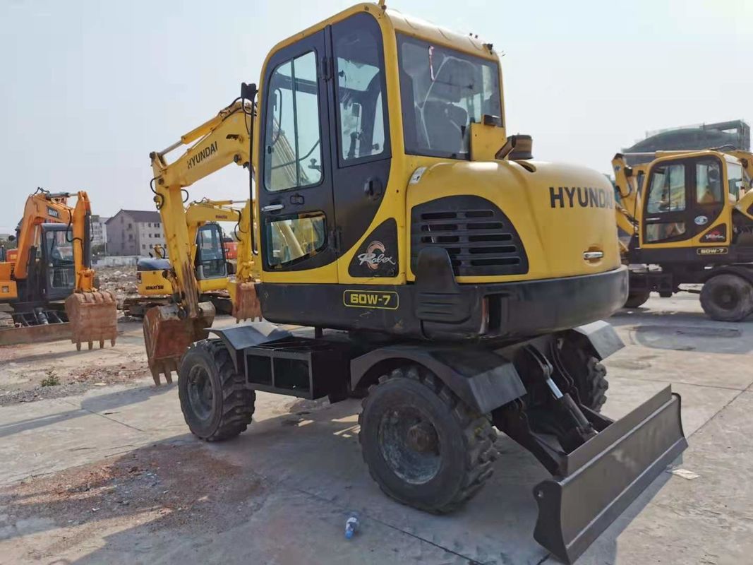 6 ton gotowy do pracy Korea Importowany Hyundai R60-7 używany grabarz kołowy