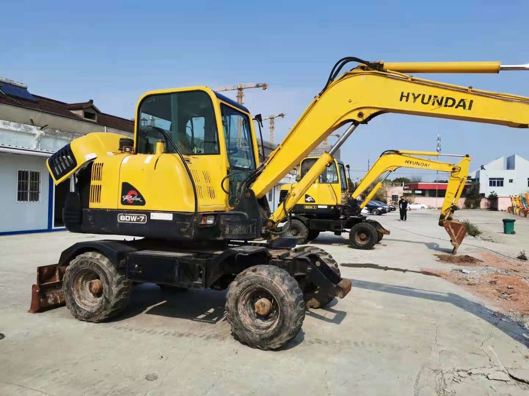 6 ton gotowy do pracy Korea Importowany Hyundai R60-7 używany grabarz kołowy