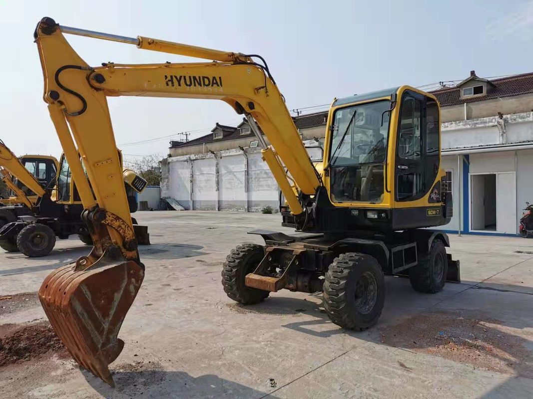 6 ton gotowy do pracy Korea Importowany Hyundai R60-7 używany grabarz kołowy