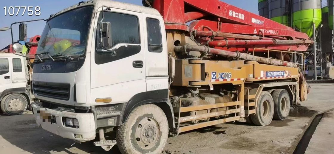 6×4 lub 8×4 napęd gotowy do pracy XCMG. HB37A 37 m betonowa ciężarówka pompowa do dostaw betonu i wrzucania