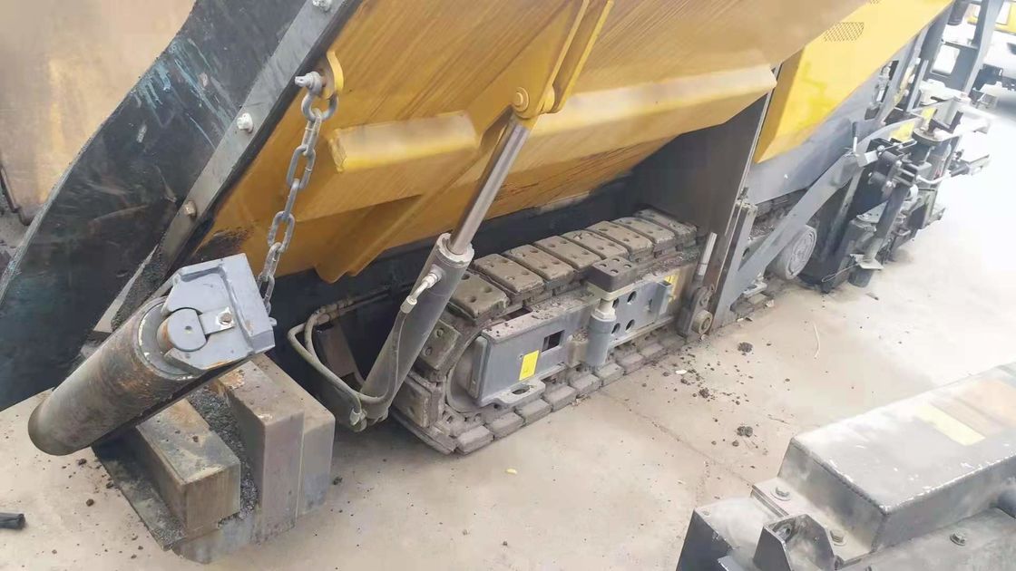 Mały asfaltowiec typu crawler XCMG RP355 oryginalny do projektów inżynierskich małych skal