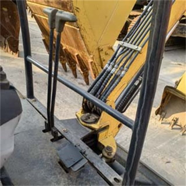 2 Tony używane Japonia Komatsu PC 20 MR Excavator Crawler z niskimi godzinami pracy i idealnie