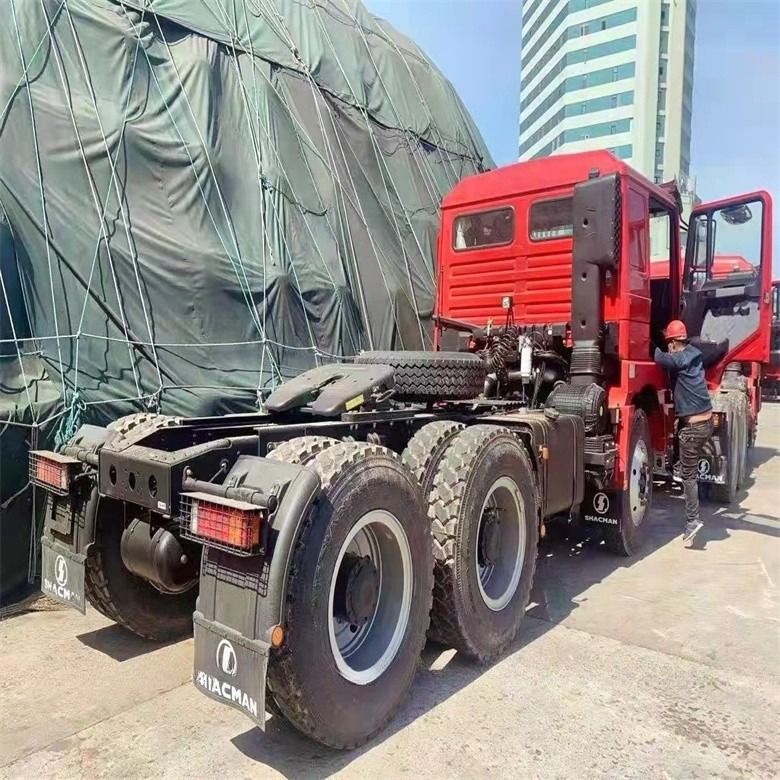 Shacman / FAW / Shacman / Beiben / Sinotruck Howo Używane głowice ciągnikowe LHD i RHD pojedynczy rząd 6x4