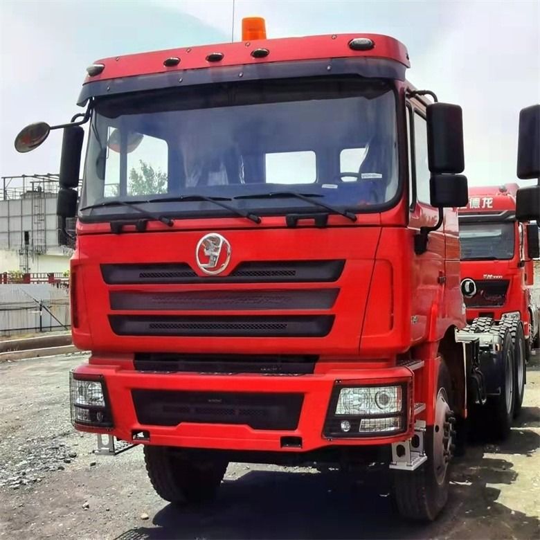 Shacman / FAW / Shacman / Beiben / Sinotruck Howo Używane głowice ciągnikowe LHD i RHD pojedynczy rząd 6x4