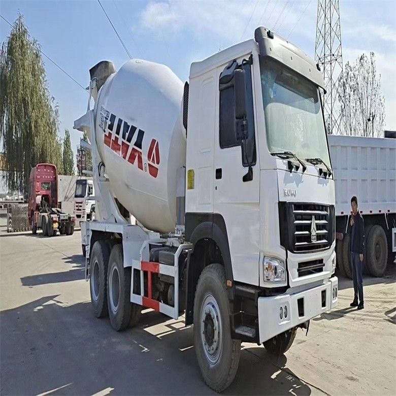 7M3/h Produktywność używany HOWO Ciężarówka do betonowania 6*4 371KM 375KM w dobrym stanie