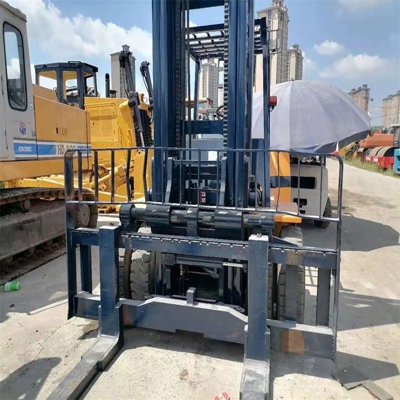 Wyrób w użyciu w Japonii Komatsu FD70 z silnikiem wysokoprężnym o pojemności 7000 kg