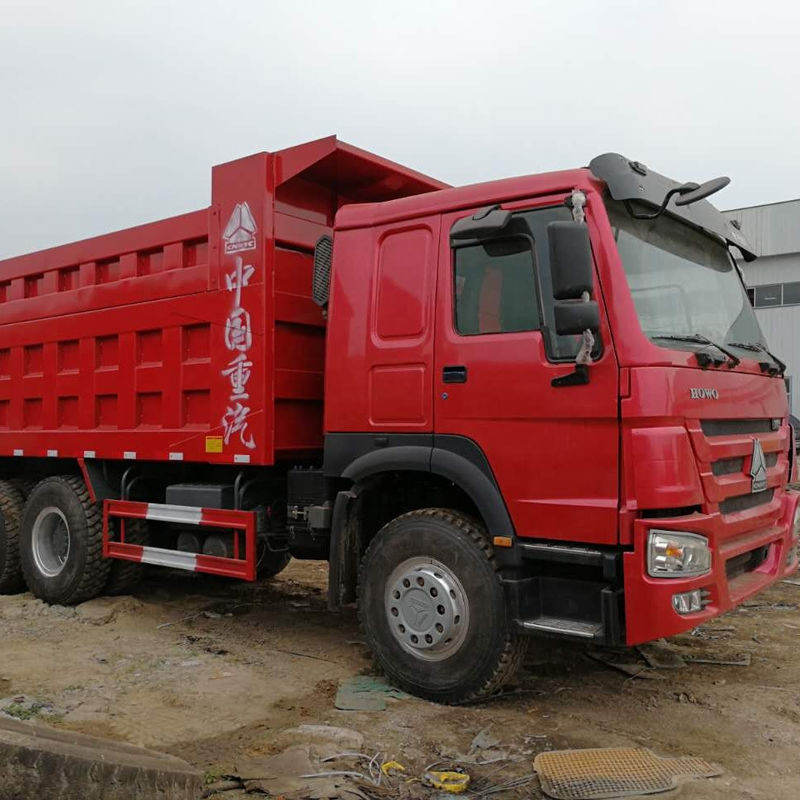 Po drugie ręce 371hp dump truck używany Howo 6x4 tipper truck z systemem multimedialnym 10 koła