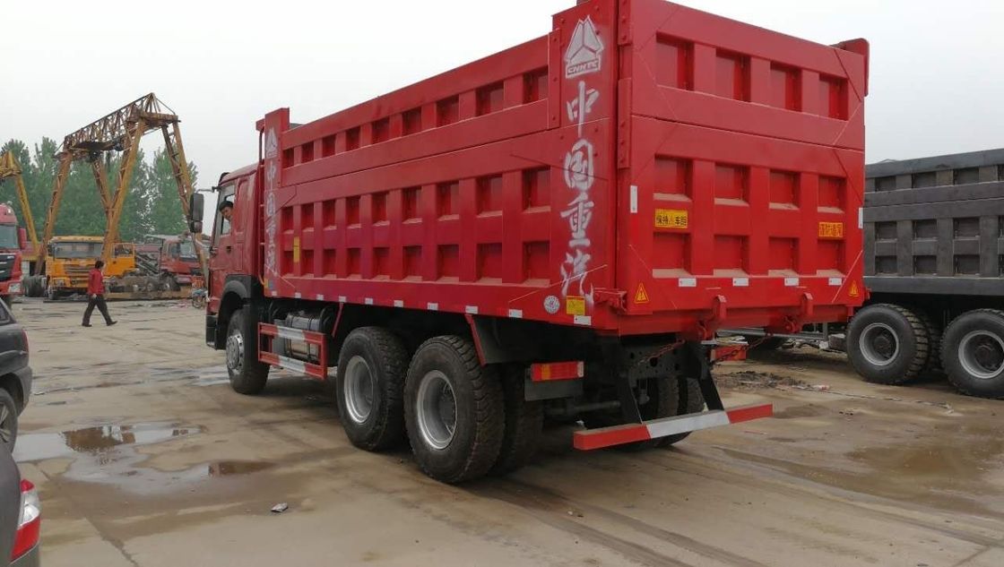 Po drugie ręce 371hp dump truck używany Howo 6x4 tipper truck z systemem multimedialnym 10 koła