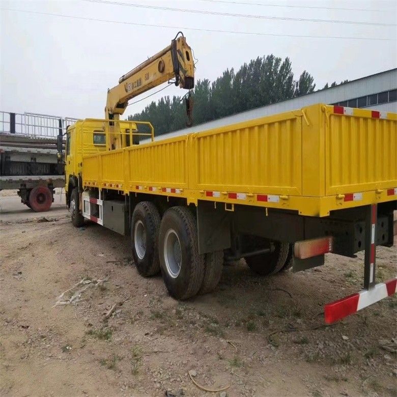 Sinotruk WD615 Silnik Model 10 Ton ciężarówki dźwig z oryginalnym cylindrem hydraulicznym