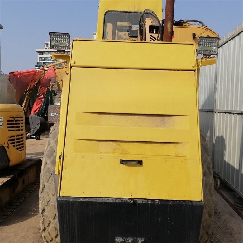 Silnik wysokoprężny BOMAG BW217D-2 Wykorzystany pojedynczy bęben Owiec Stopa hydrauliczna Roller drogowy