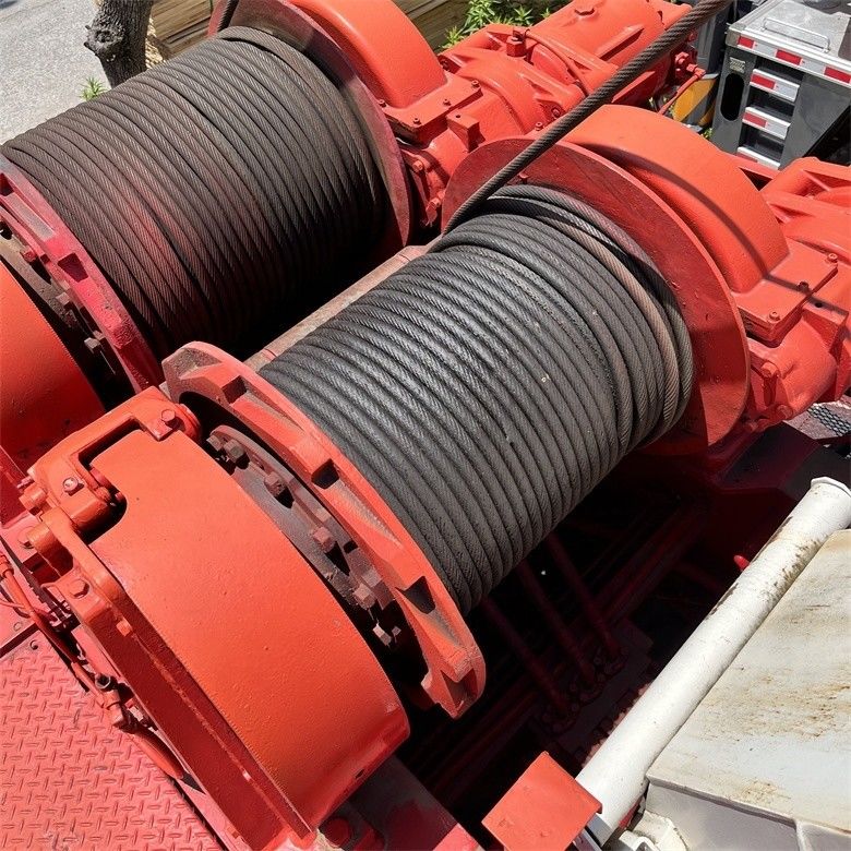 139.8kw moc brutto Tadano TR-500EX Kran używany o pojemności 50 ton i pojemności paliwa 250L