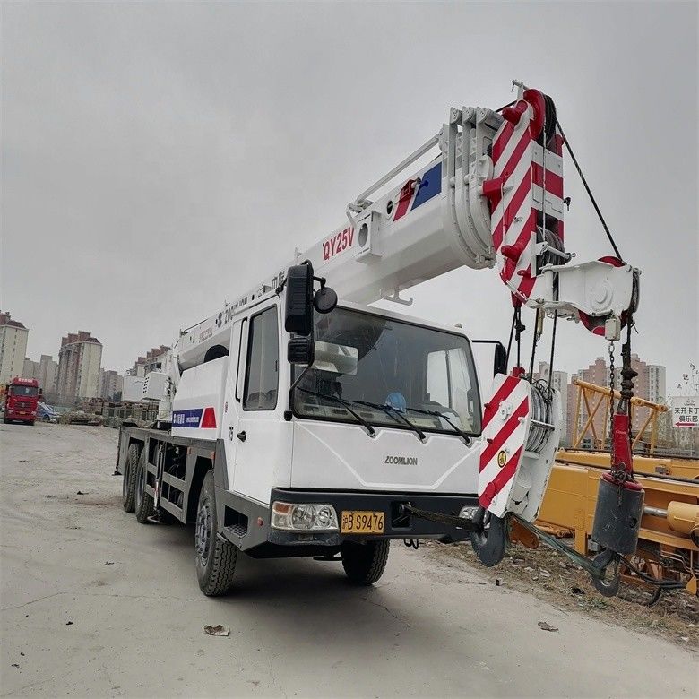 30 ton 25 ton używany żuraw zoomlion w doskonałym stanie do sprzedaży detalicznej w przystępnej cenie