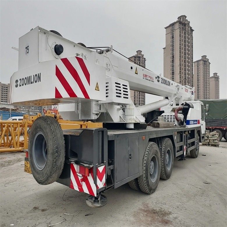 30 ton 25 ton używany żuraw zoomlion w doskonałym stanie do sprzedaży detalicznej w przystępnej cenie