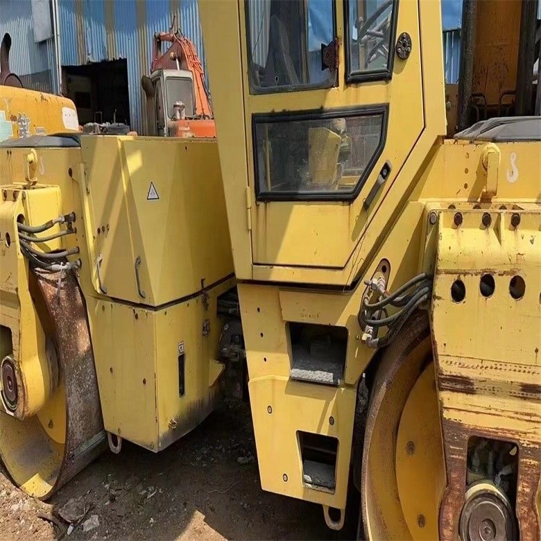 10 ton masy roboczej użyty BOMAG BW 202 AHD-2 Roller drogowy I gwarancja wydajności