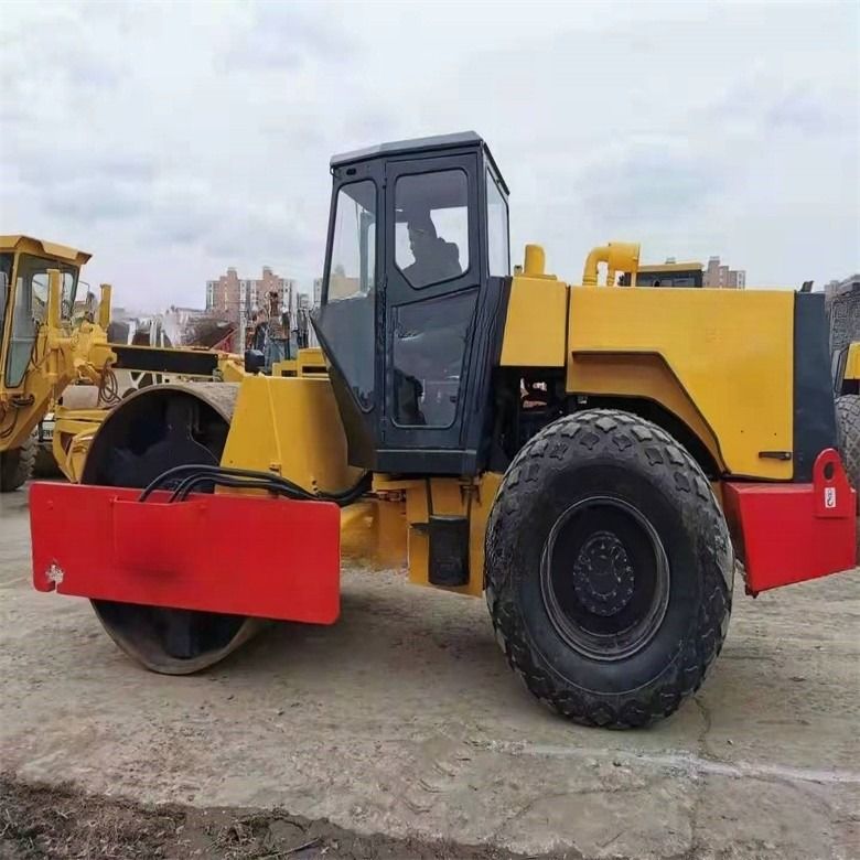 Niski czas pracy Dynapac CA30D z Japonii
