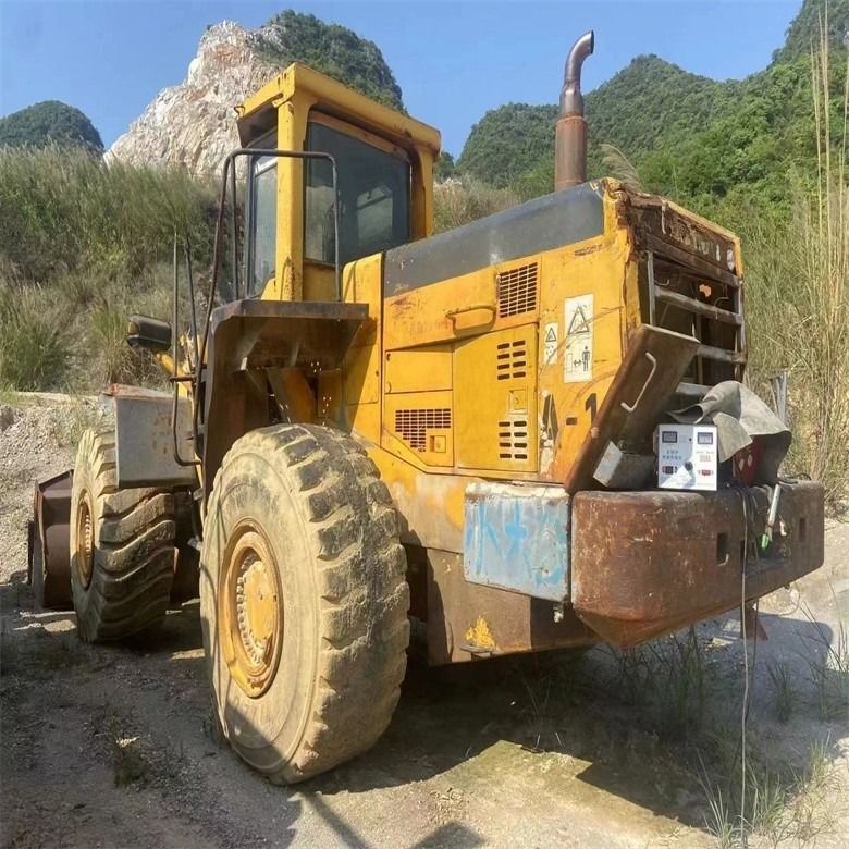 Ładowarka przednia 235KW używana Komatsu WA500-6 Ładowarka kołowa z Japonii 4,5 kubika używana