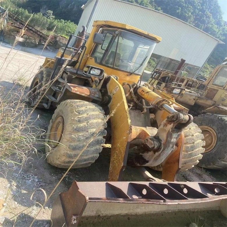 Ładowarka przednia 235KW używana Komatsu WA500-6 Ładowarka kołowa z Japonii 4,5 kubika używana