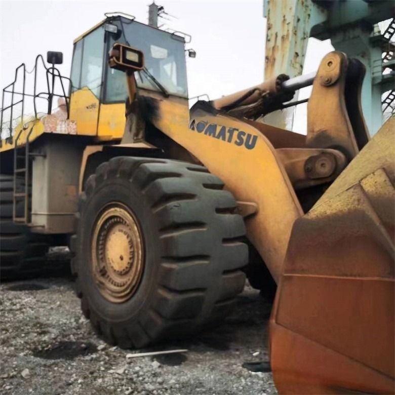 Sprzedaż detaliczna WA600-6 używany ładowarka Komatsu WA600-3 używana ładowarka w dobrym stanie
