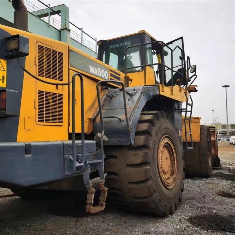 Sprzedaż detaliczna WA600-6 używany ładowarka Komatsu WA600-3 używana ładowarka w dobrym stanie