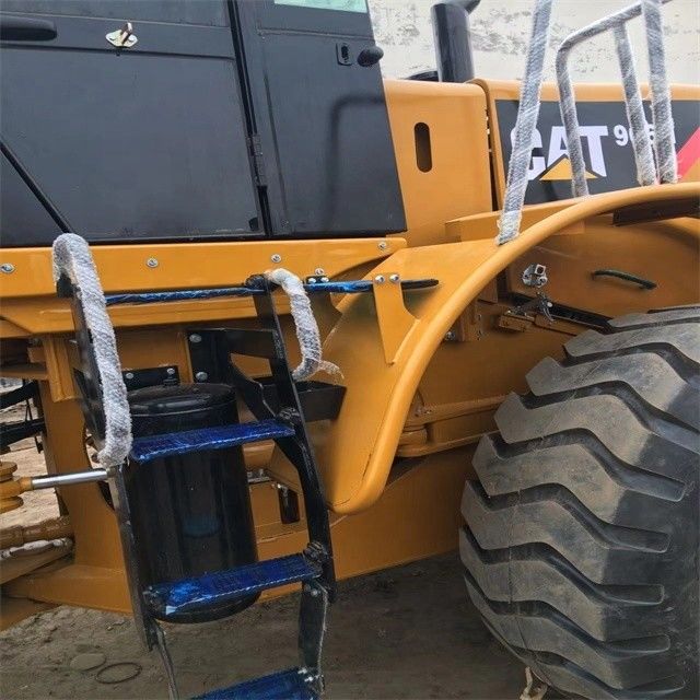 24 tony używane ładowarki kołowe CAT 966h o niskim czasie pracy