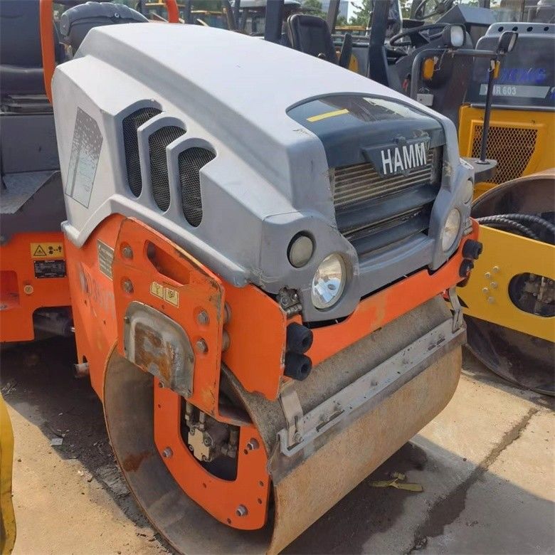 2.5 ton używany kompaktor rolkowy Hamm HD35VT w oryginalnym kolorze z siłą napędową 28KN
