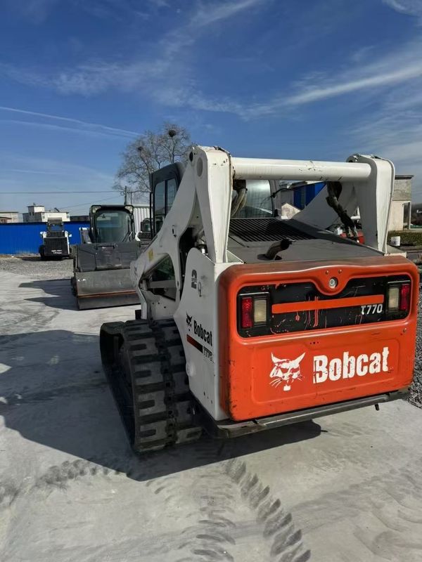 Stosowany Bobcat T770 Skid Steer Loader Na sprzedaż
