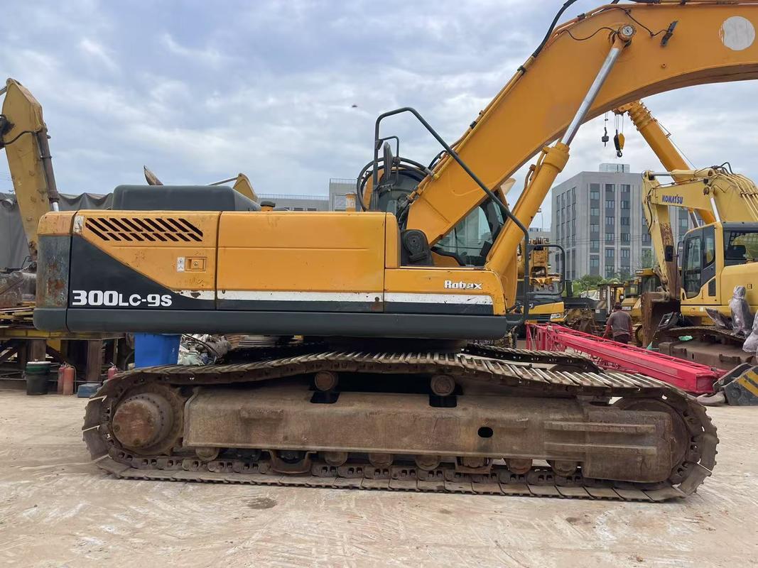 Używana koparka gąsienicowa Hyundai 300LC-9S Niezawodna używana koparka Hyundai 30 ton