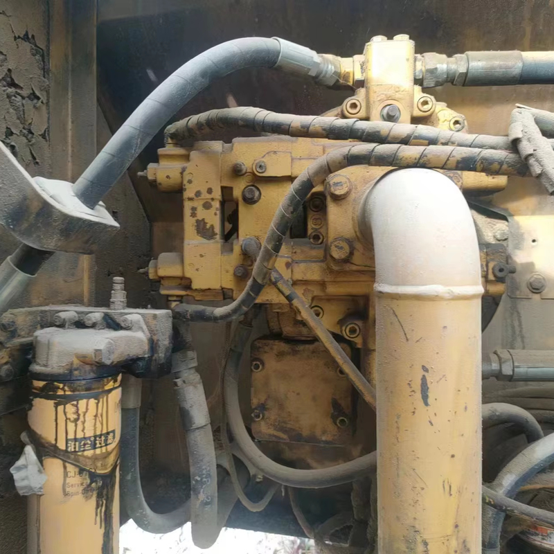 Refurbished Caterpillar 325B Excavator with 28 Ton Operating Weight 1.6m³ Bucket Capacity and 132Kw Power